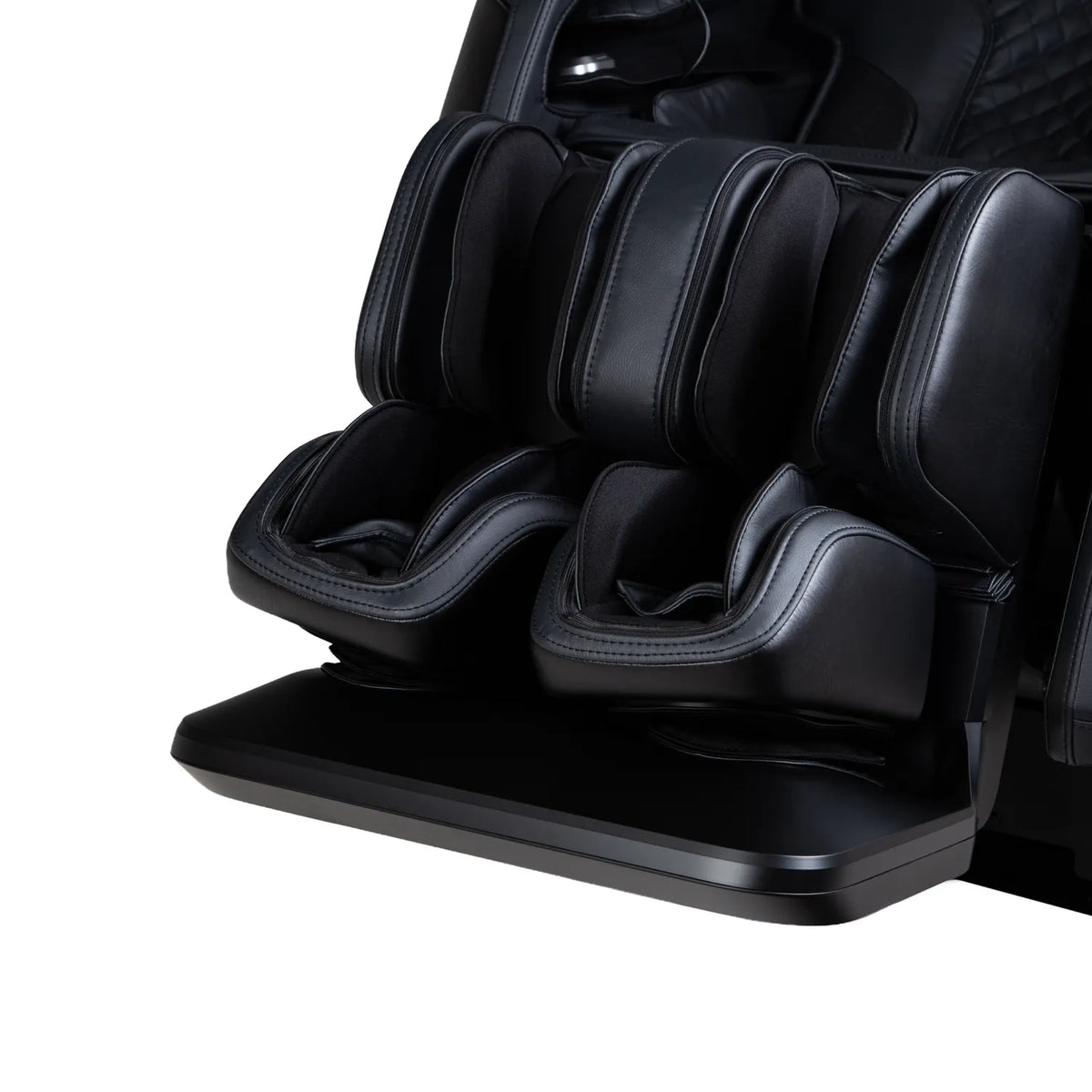 Calf and foot massage unit of the Black Osaki Aeris 4D Duo with deep padded leg wells