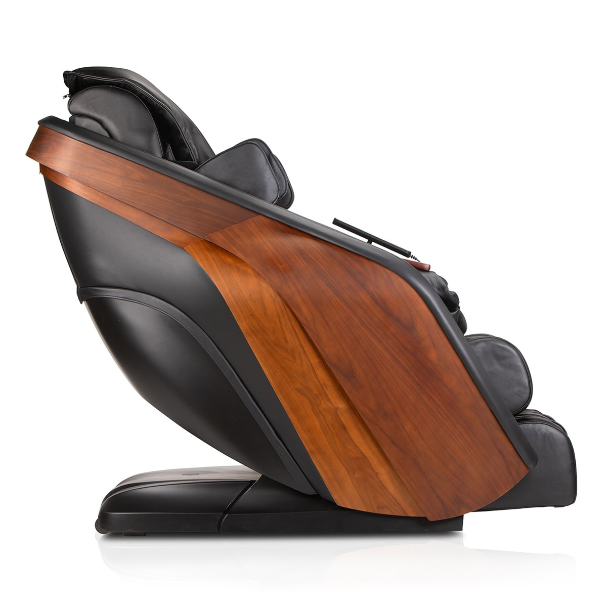 D.Core Stratus-JP Massage Chair