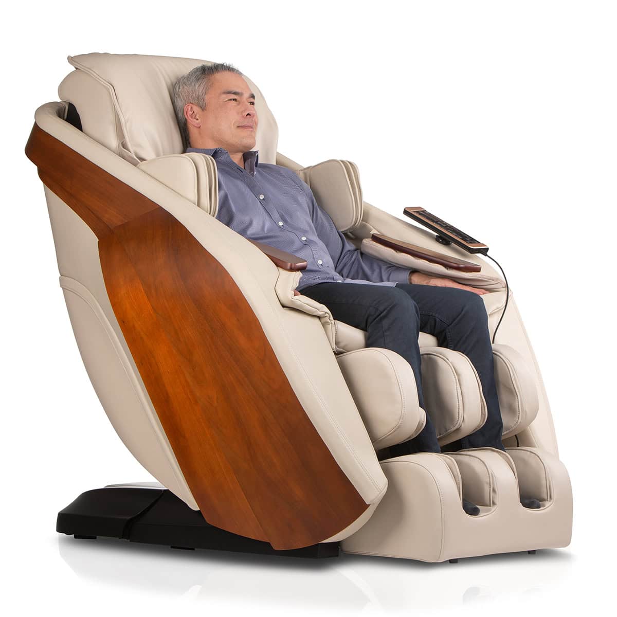 D.Core Stratus-JP Massage Chair