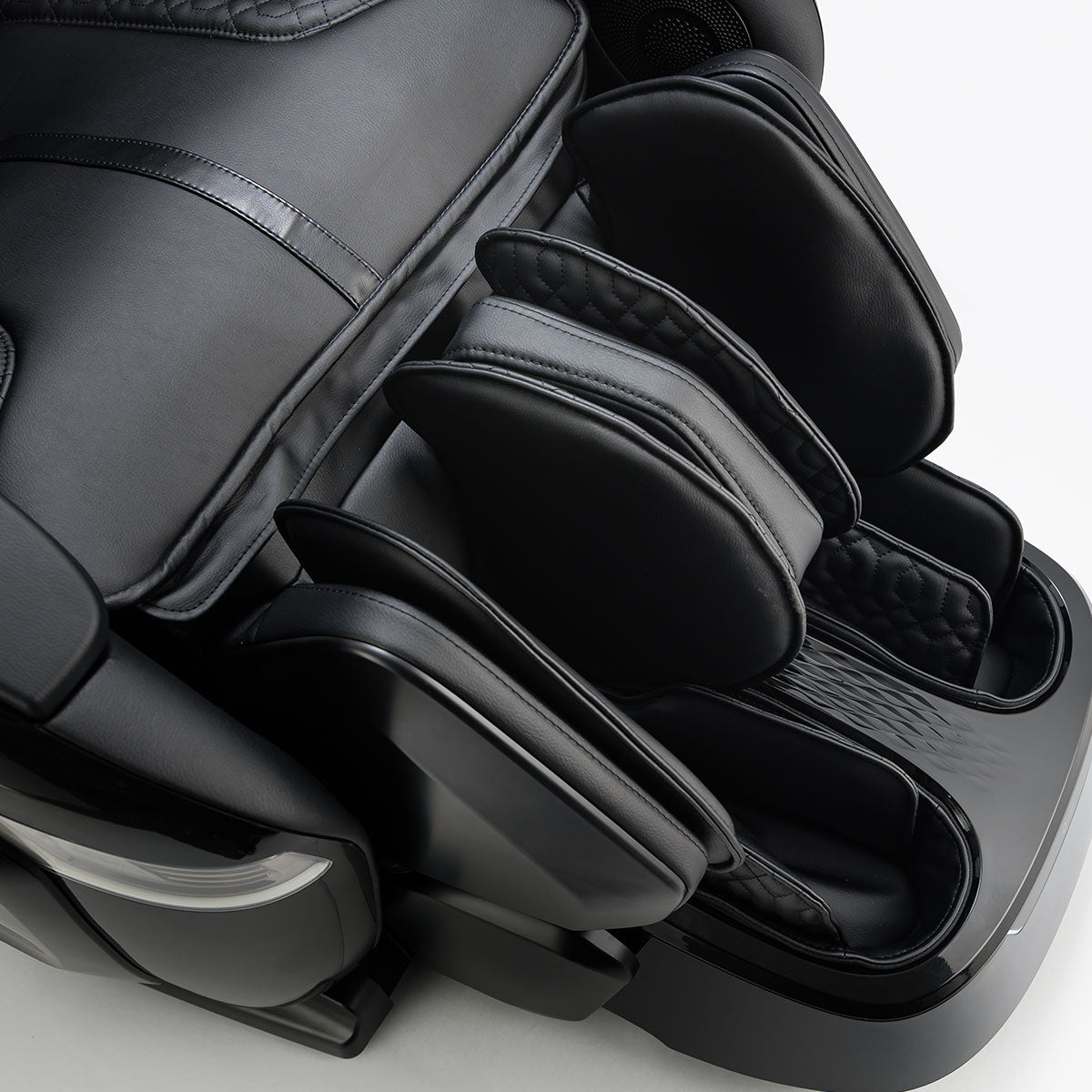 Ogawa BioVision Massage Chair Black and Black Footrest